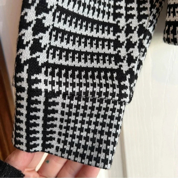 Wesley X Bandier Bowery Plaid Cropped Hoodie Women’s size Medium - Picture 4 of 8